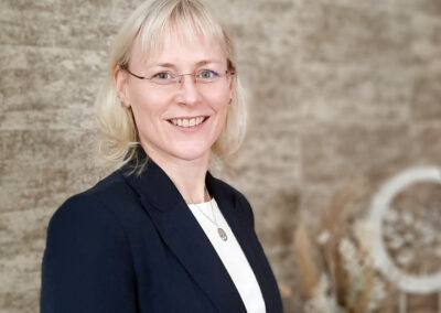 Notarin Dr. Katrin Täufer